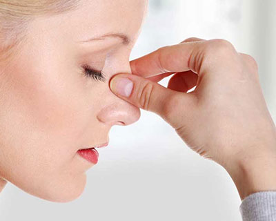جراحى انحراف تيغه وسطى بينى