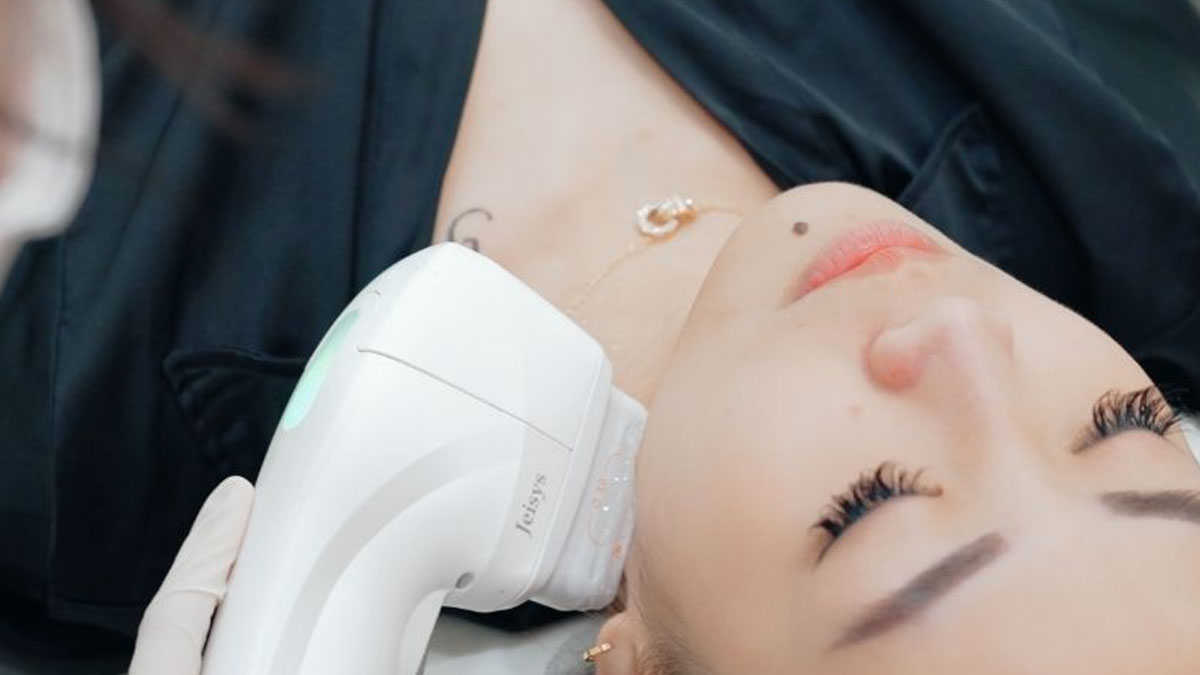 هایفوتراپی غبغب در اصفهان