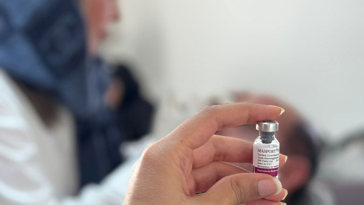 بوتاکس برای جوانسازی صورت؛ بهترین خدمات و هزینه تزریق بوتاکس در اصفهان